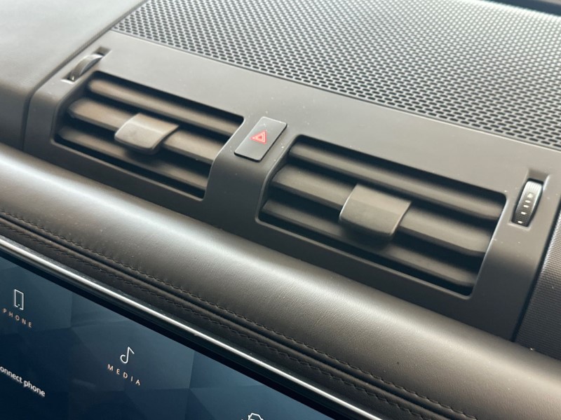 2022 (72) LAND ROVER DEFENDER 3.0 D250 X-Dynamic HSE 90 3dr Auto 5202398