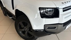 2022 (72) LAND ROVER DEFENDER 3.0 D250 X-Dynamic HSE 90 3dr Auto 5115605