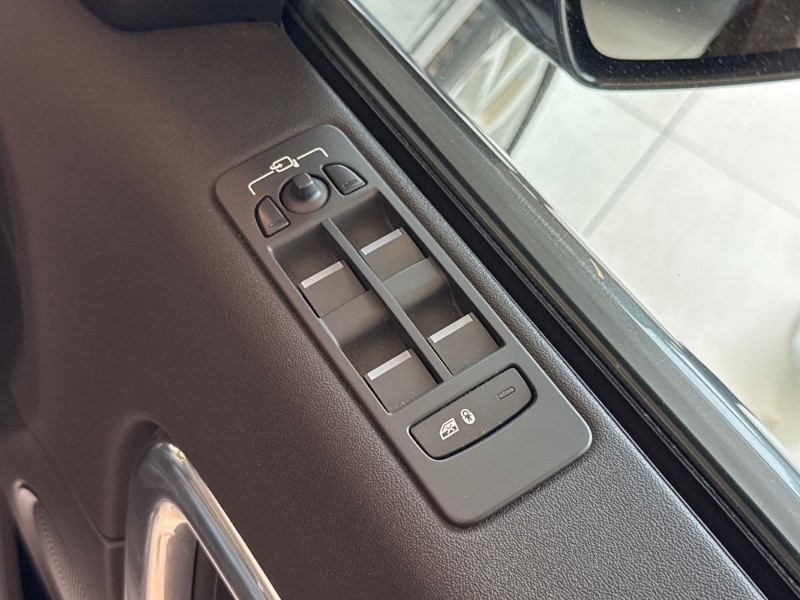 2019 (19) LAND ROVER DISCOVERY SPORT 2.0 Si4 240 HSE 5dr Auto 5093749