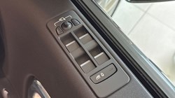 2019 (19) LAND ROVER DISCOVERY SPORT 2.0 Si4 240 HSE 5dr Auto 5093749