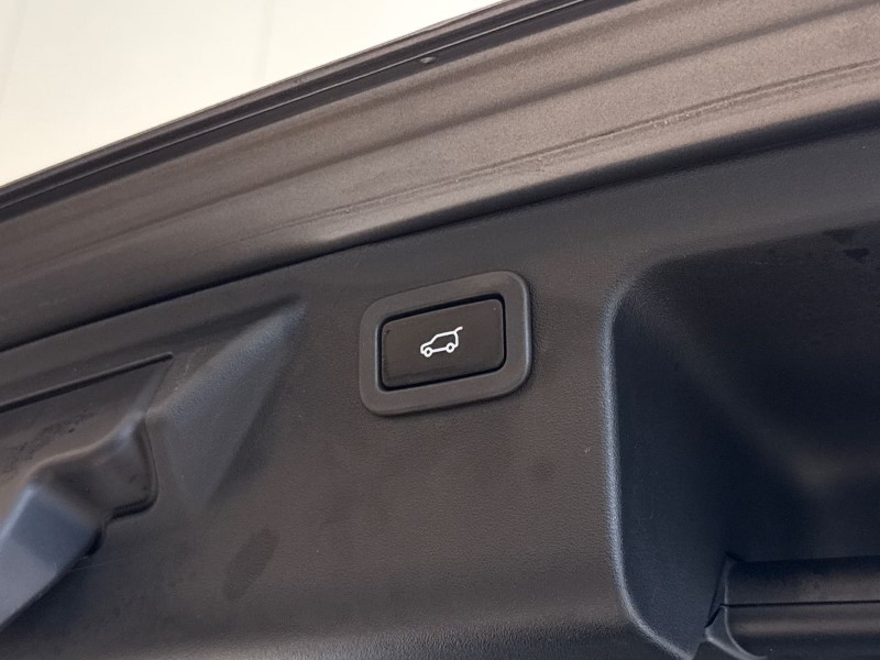 2019 (19) LAND ROVER DISCOVERY SPORT 2.0 Si4 240 HSE 5dr Auto 5093764