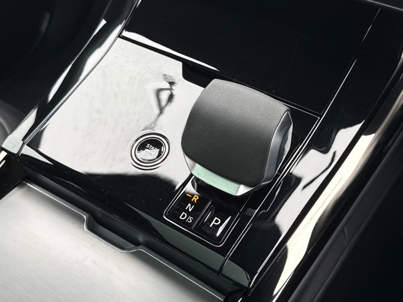 2025 (74) LAND ROVER RANGE ROVER SPORT 3.0 D250 Edition 5dr Auto 5054698