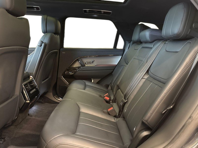 2025 (74) LAND ROVER RANGE ROVER SPORT 3.0 D250 Edition 5dr Auto 5054689