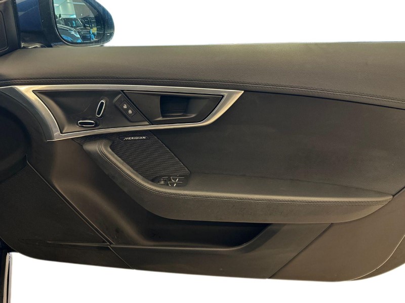 2020 (70) JAGUAR F-TYPE 2.0 P300 R-Dynamic 2dr Auto 5038175