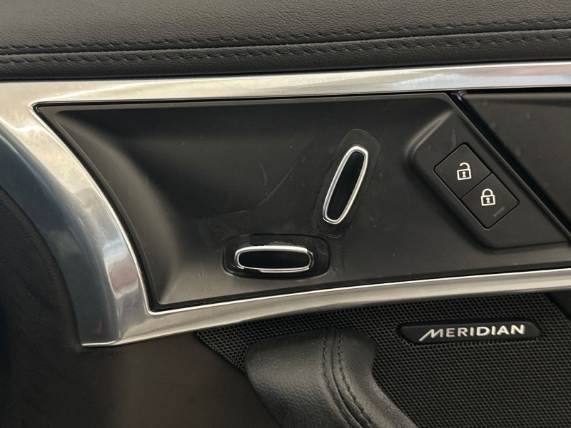 2020 (70) JAGUAR F-TYPE 2.0 P300 R-Dynamic 2dr Auto 5038177