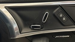 2020 (70) JAGUAR F-TYPE 2.0 P300 R-Dynamic 2dr Auto 5038177