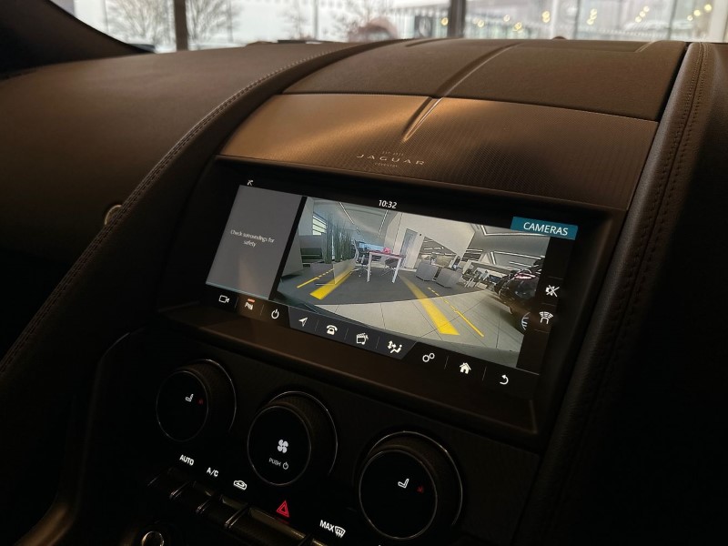 2020 (70) JAGUAR F-TYPE 2.0 P300 R-Dynamic 2dr Auto 5038165