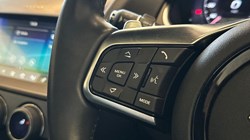 2020 (70) JAGUAR F-TYPE 2.0 P300 R-Dynamic 2dr Auto 5038180