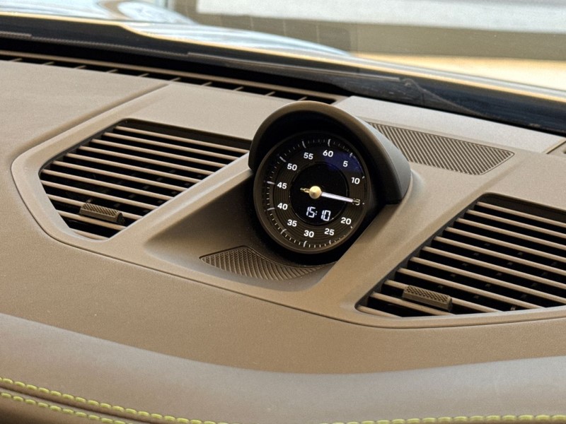 2024 (24) PORSCHE 911 T 2dr 5019673