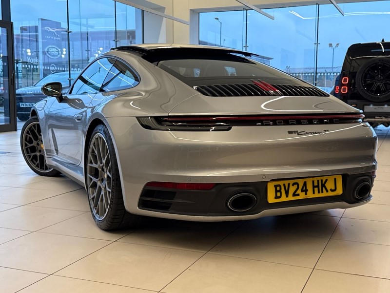 2024 (24) PORSCHE 911 T 2dr 5019707