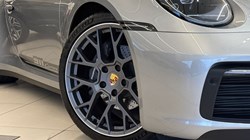 2024 (24) PORSCHE 911 T 2dr 5019696