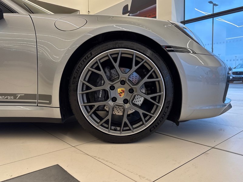 2024 (24) PORSCHE 911 T 2dr 5019663