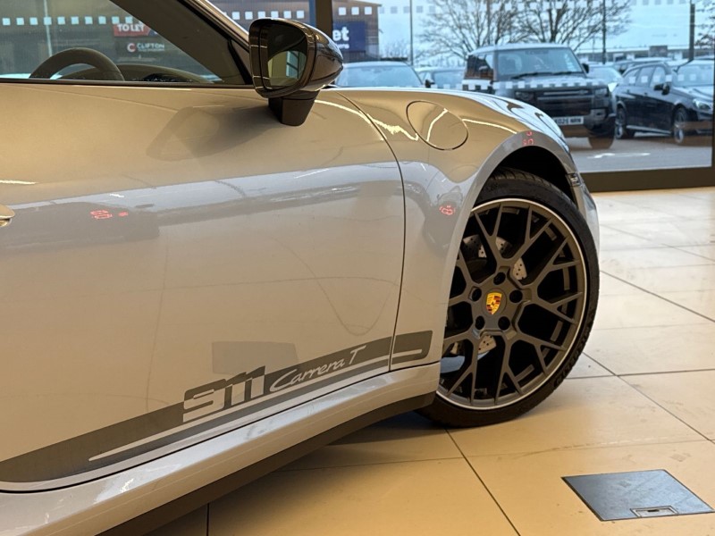 2024 (24) PORSCHE 911 T 2dr 5019701