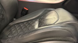 2021 (21) LAND ROVER RANGE ROVER SPORT 5.0 P575 S/C SVR 5dr Auto 5021065