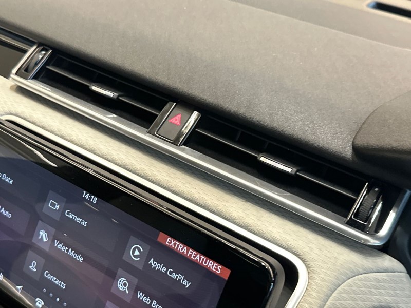 2020 (20) LAND ROVER RANGE ROVER VELAR 2.0 D240 R-Dynamic SE 5dr Auto 5045248