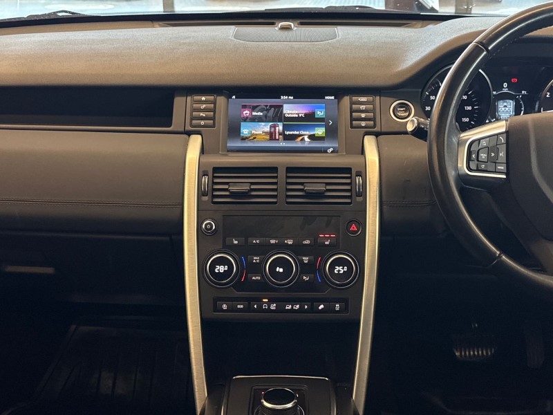 2019 (19) LAND ROVER DISCOVERY SPORT 2.0 TD4 180 SE Tech 5dr Auto 5096219