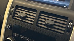 2019 (19) LAND ROVER DISCOVERY SPORT 2.0 TD4 180 SE Tech 5dr Auto 5096240