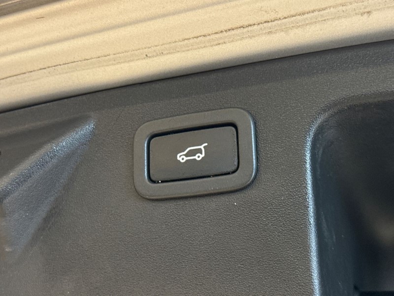 2019 (19) LAND ROVER DISCOVERY SPORT 2.0 TD4 180 SE Tech 5dr Auto 5096243