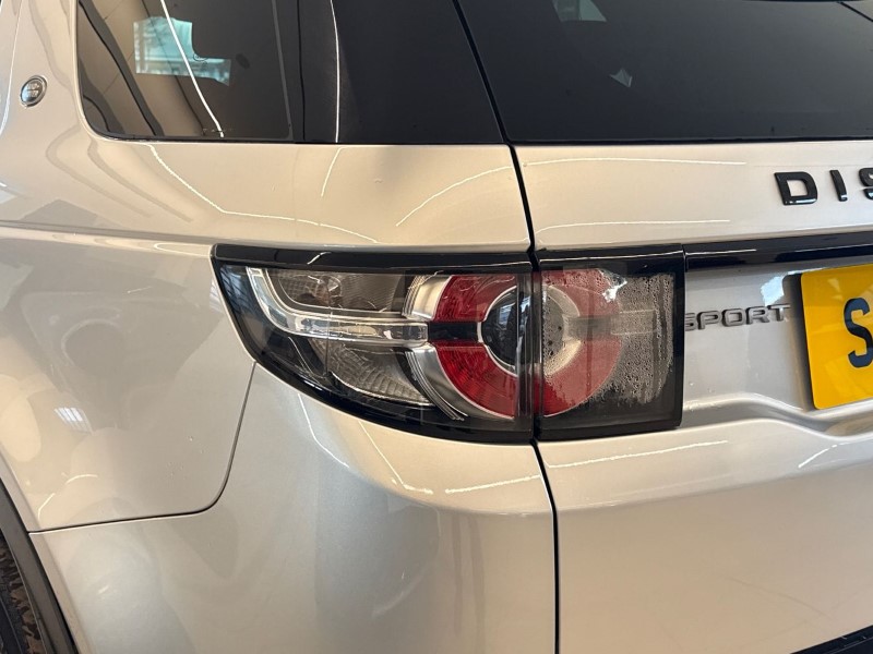 2019 (19) LAND ROVER DISCOVERY SPORT 2.0 TD4 180 SE Tech 5dr Auto 5096224