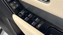 2022 (22) LAND ROVER RANGE ROVER VELAR 2.0 D200 R-Dynamic SE 5dr Auto 5053977