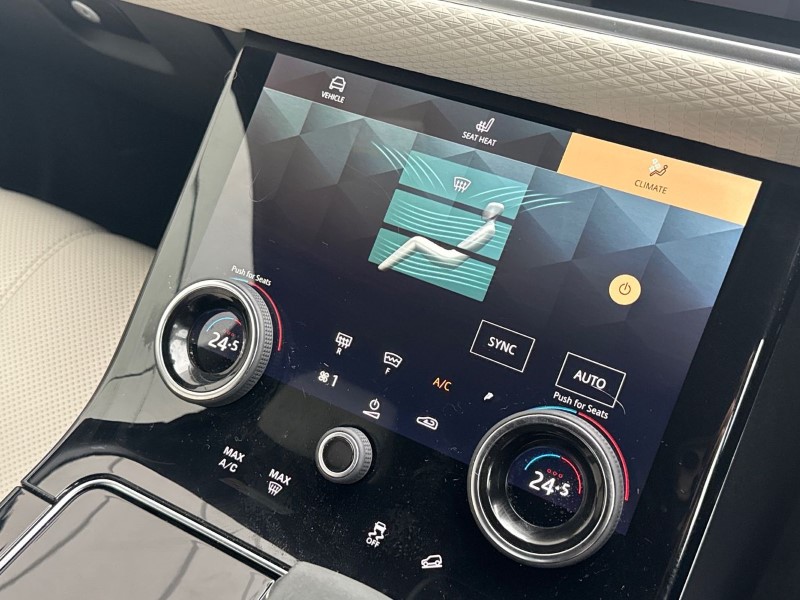 2022 (22) LAND ROVER RANGE ROVER VELAR 2.0 D200 R-Dynamic SE 5dr Auto 5053986