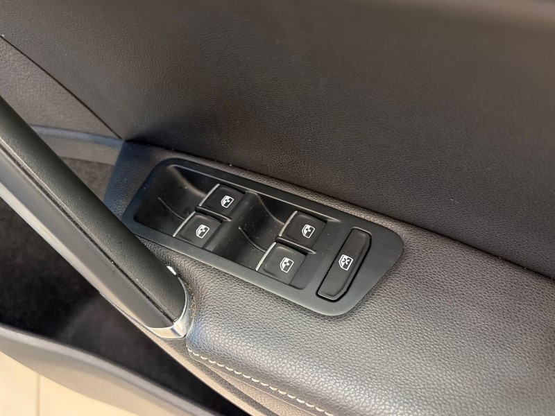 2019 (19) VOLKSWAGEN GOLF 2.0 TSI 300 R 5dr 4MOTION DSG 5084763