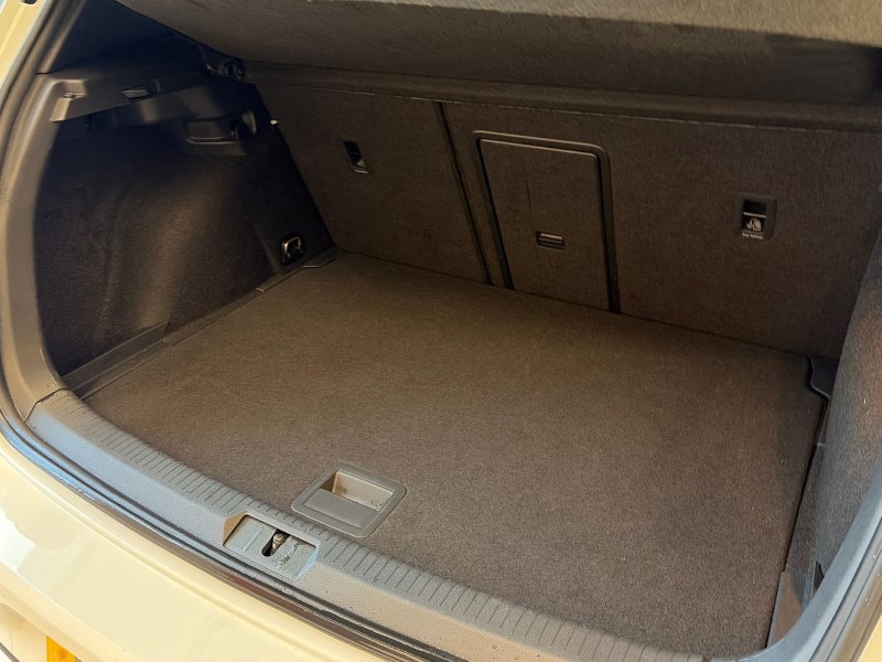 2019 (19) VOLKSWAGEN GOLF 2.0 TSI 300 R 5dr 4MOTION DSG 5084781