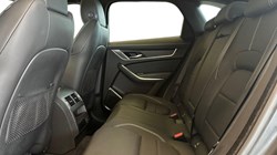 2024 (73) JAGUAR F-PACE 2.0 D200 R-Dynamic HSE Black 5dr Auto AWD 5039698