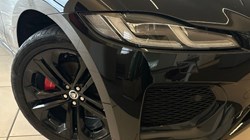 2024 (73) JAGUAR F-PACE 2.0 D200 R-Dynamic HSE Black 5dr Auto AWD 5039737