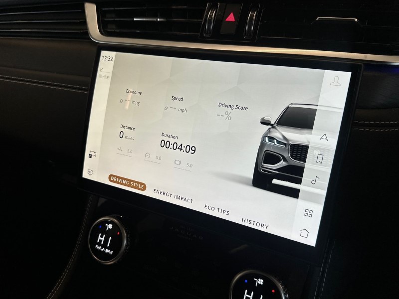 2024 (73) JAGUAR F-PACE 2.0 D200 R-Dynamic HSE Black 5dr Auto AWD 5039727