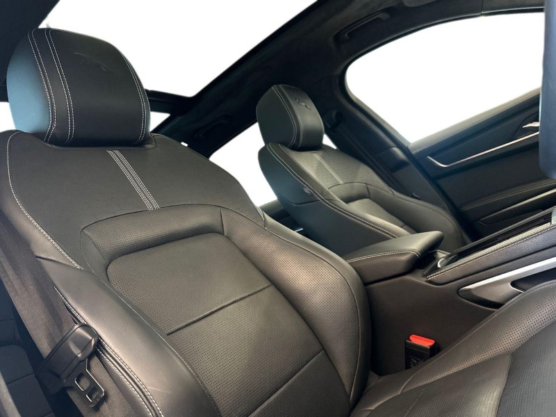 2024 (73) JAGUAR F-PACE 2.0 D200 R-Dynamic HSE Black 5dr Auto AWD 5039720