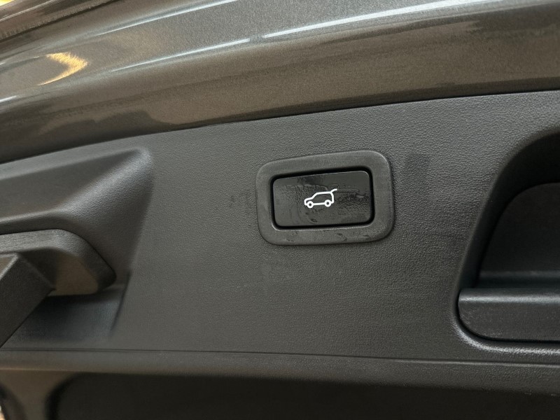 2020 (20) JAGUAR E-PACE 2.0d [180] Chequered Flag Edition 5dr Auto 5062005