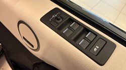 2024 (74) LAND ROVER DISCOVERY 3.0 D350 Dynamic HSE 5dr Auto 5192993