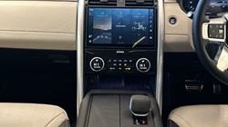 2024 (74) LAND ROVER DISCOVERY 3.0 D350 Dynamic HSE 5dr Auto 5089017