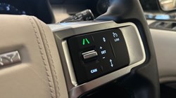 2024 (74) LAND ROVER DISCOVERY 3.0 D350 Dynamic HSE 5dr Auto 5089031