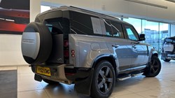2022 (22) LAND ROVER DEFENDER 2.0 P400e X-Dynamic SE 110 5dr Auto 5057910