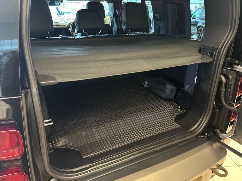 2022 (22) LAND ROVER DEFENDER 2.0 P400e X-Dynamic SE 110 5dr Auto 5057896