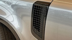 2022 (22) LAND ROVER DEFENDER 2.0 P400e X-Dynamic SE 110 5dr Auto 5057878