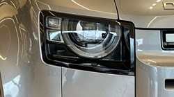 2022 (22) LAND ROVER DEFENDER 2.0 P400e X-Dynamic SE 110 5dr Auto 5057875