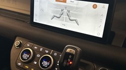 2022 (22) LAND ROVER DEFENDER 2.0 P400e X-Dynamic SE 110 5dr Auto 5057889