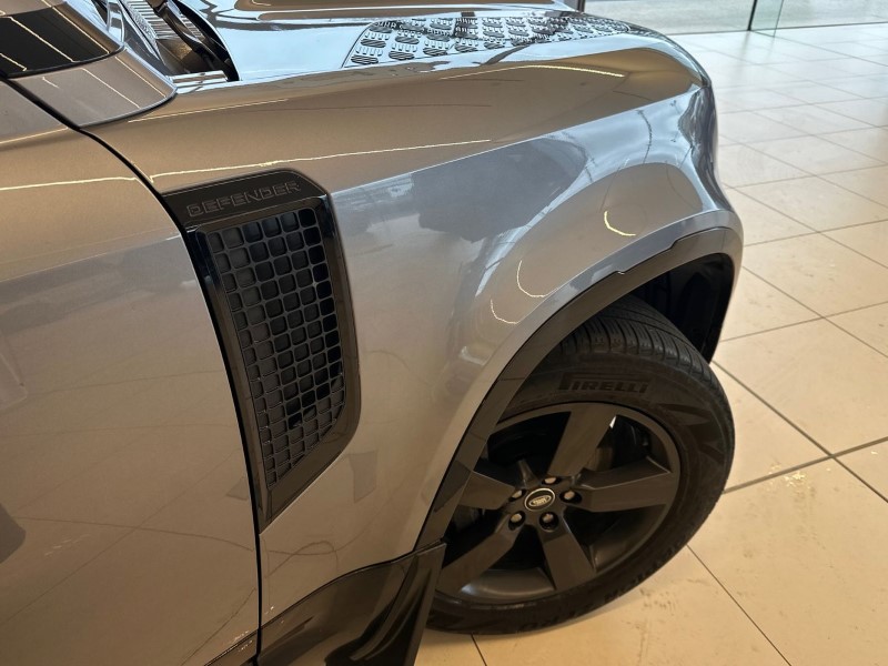 2022 (22) LAND ROVER DEFENDER 2.0 P400e X-Dynamic SE 110 5dr Auto 5057905