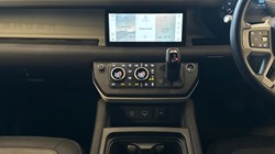 2022 (22) LAND ROVER DEFENDER 2.0 P400e X-Dynamic SE 110 5dr Auto 5057872