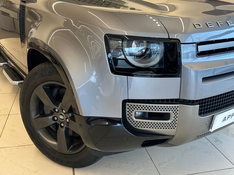 2022 (22) LAND ROVER DEFENDER 2.0 P400e X-Dynamic SE 110 5dr Auto 5057898