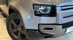 2022 (22) LAND ROVER DEFENDER 2.0 P400e X-Dynamic SE 110 5dr Auto 5057898