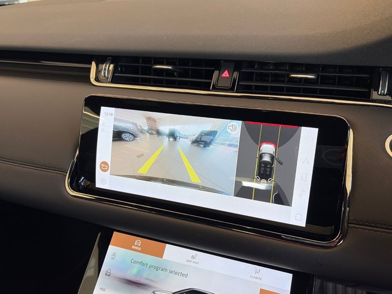 2021 (71) LAND ROVER RANGE ROVER EVOQUE 1.5 P300e R-Dynamic SE 5dr Auto 5077363