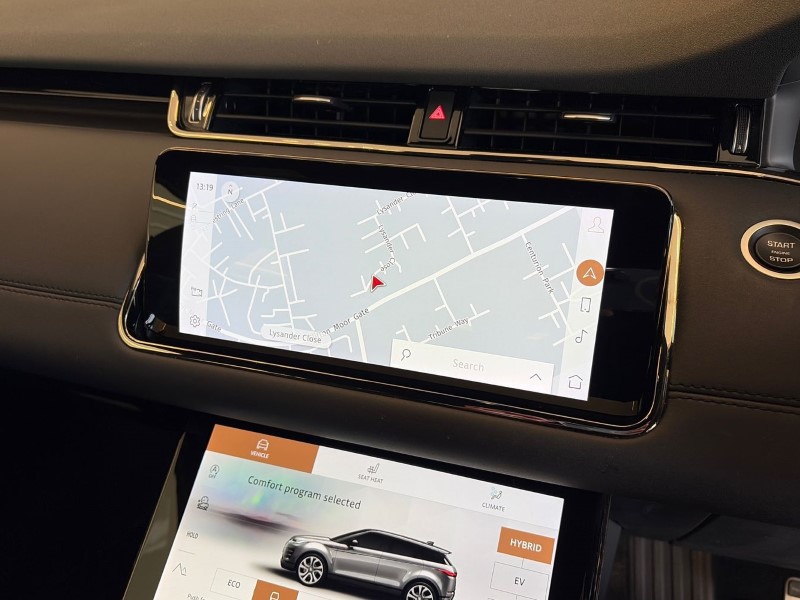 2021 (71) LAND ROVER RANGE ROVER EVOQUE 1.5 P300e R-Dynamic SE 5dr Auto 5175462