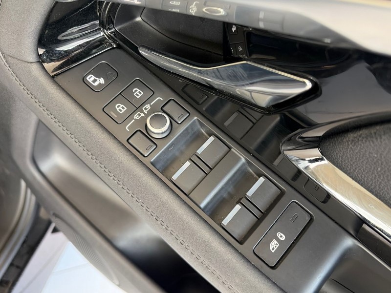 2021 (71) LAND ROVER RANGE ROVER EVOQUE 1.5 P300e R-Dynamic SE 5dr Auto 5175473