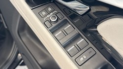 2021 (71) LAND ROVER RANGE ROVER EVOQUE 1.5 P300e R-Dynamic S 5dr Auto 5077772