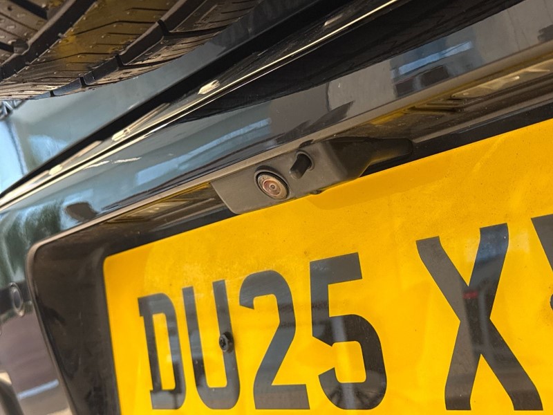 2025 (25) LAND ROVER COMMERCIAL DEFENDER 3.0 D350 Hard Top X-Dynamic HSE Auto 5058512