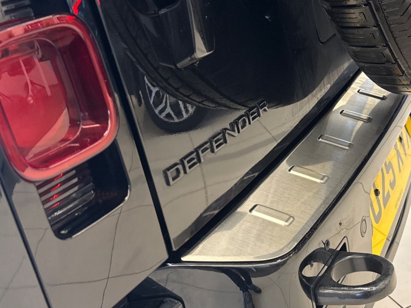 2025 (25) LAND ROVER COMMERCIAL DEFENDER 3.0 D350 Hard Top X-Dynamic HSE Auto 5058516